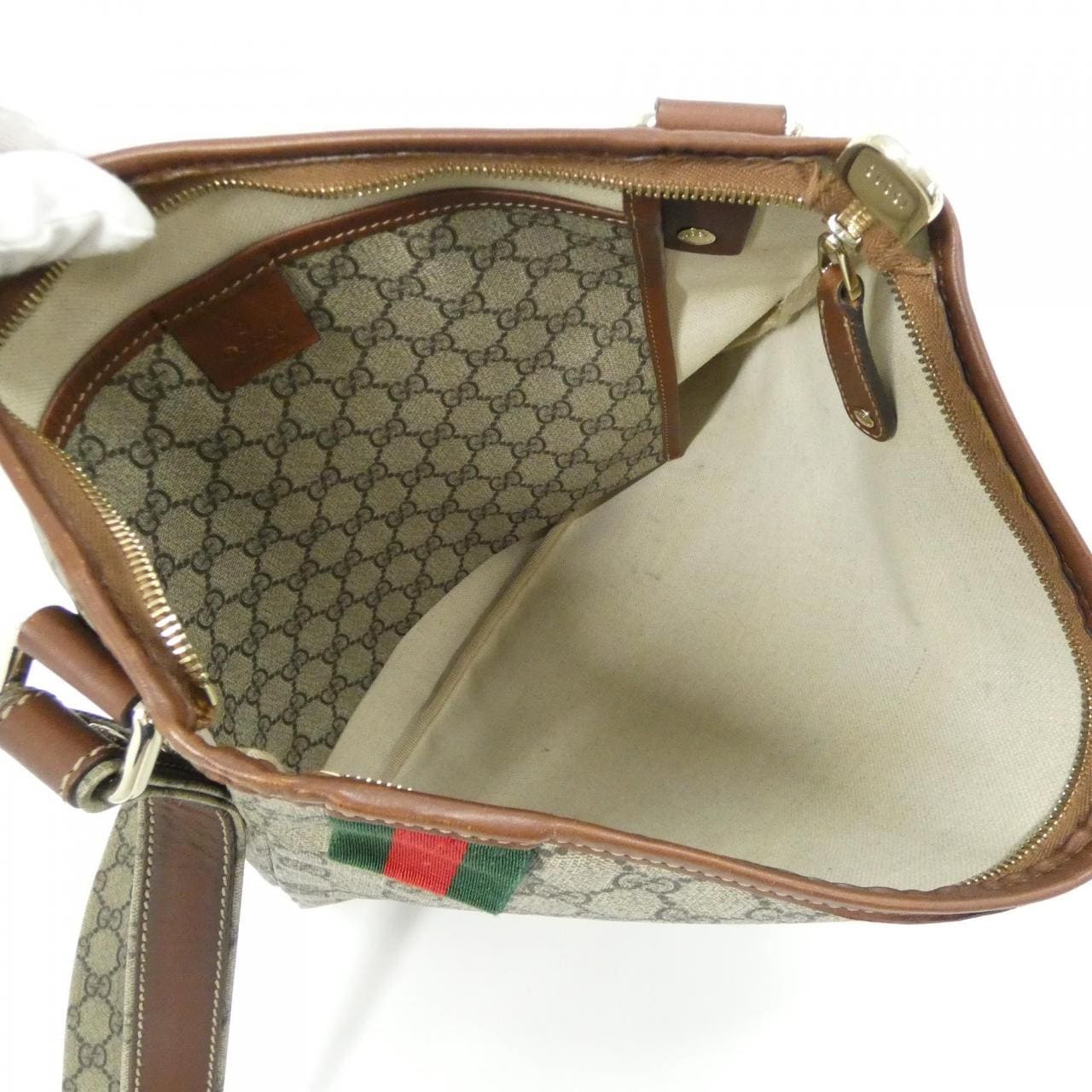 【ヴィンテージ】グッチ 246412 FCIXG ショルダーバッグ