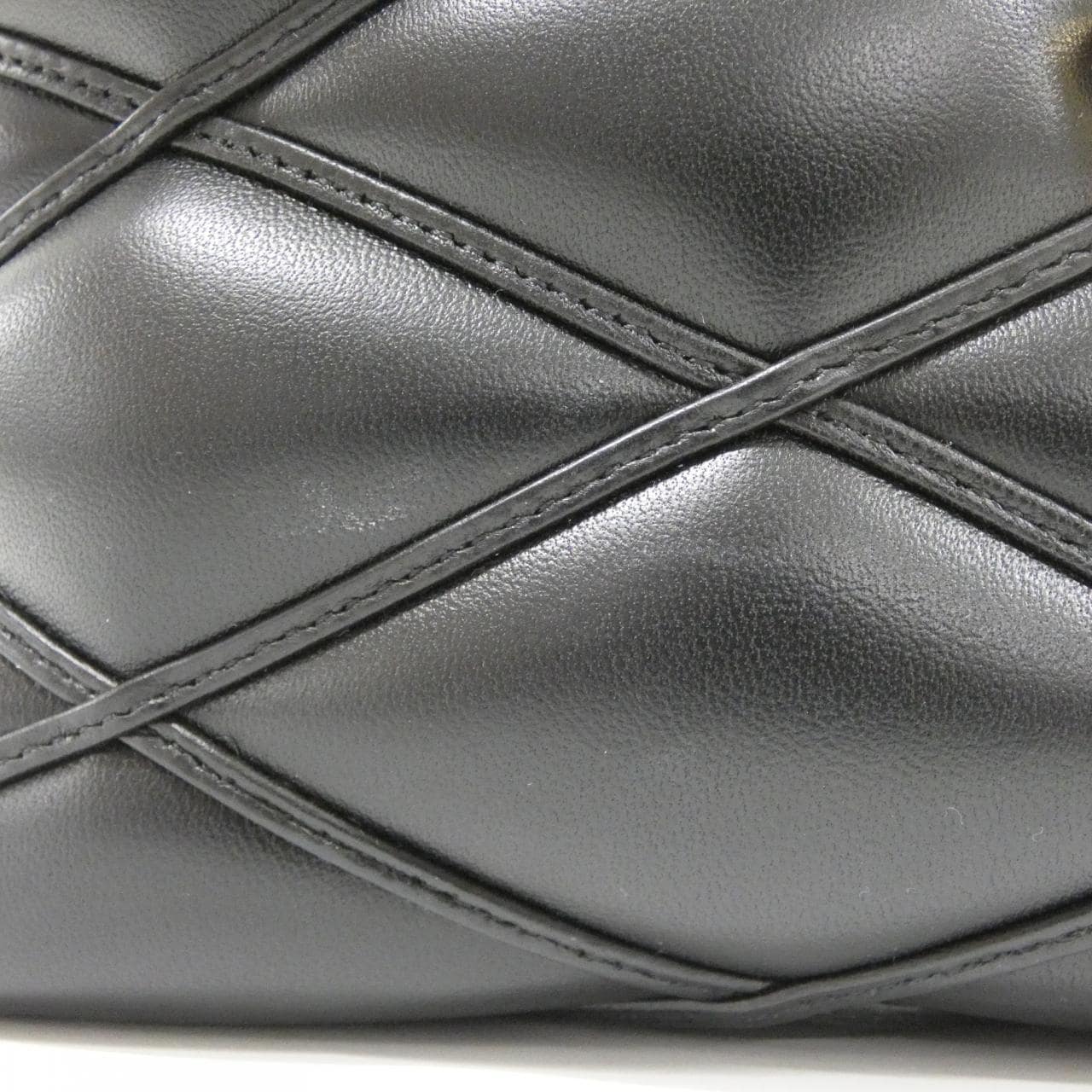 LOUIS VUITTON GO-14 MM M22891 斜挎包