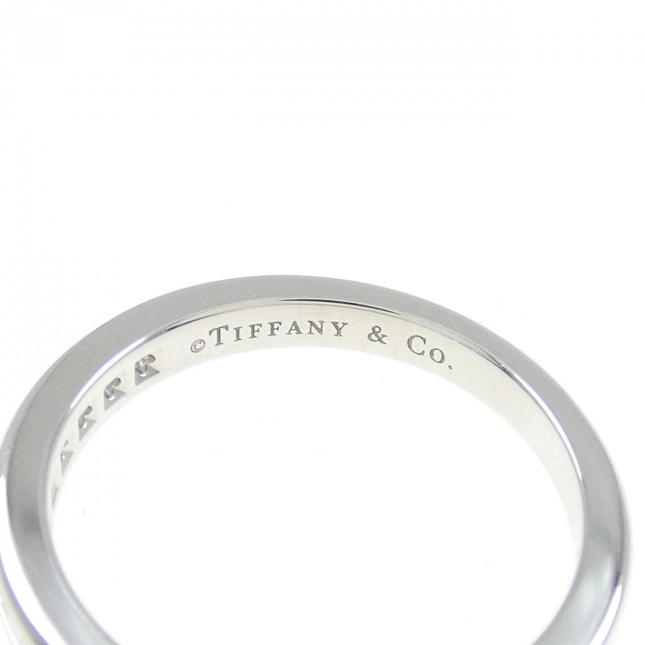 TIFFANY Half Circle Channel Setting Ring