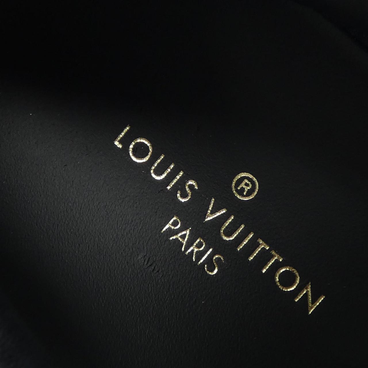 ルイヴィトン LOUIS VUITTON ランアウェイライン スニーカー