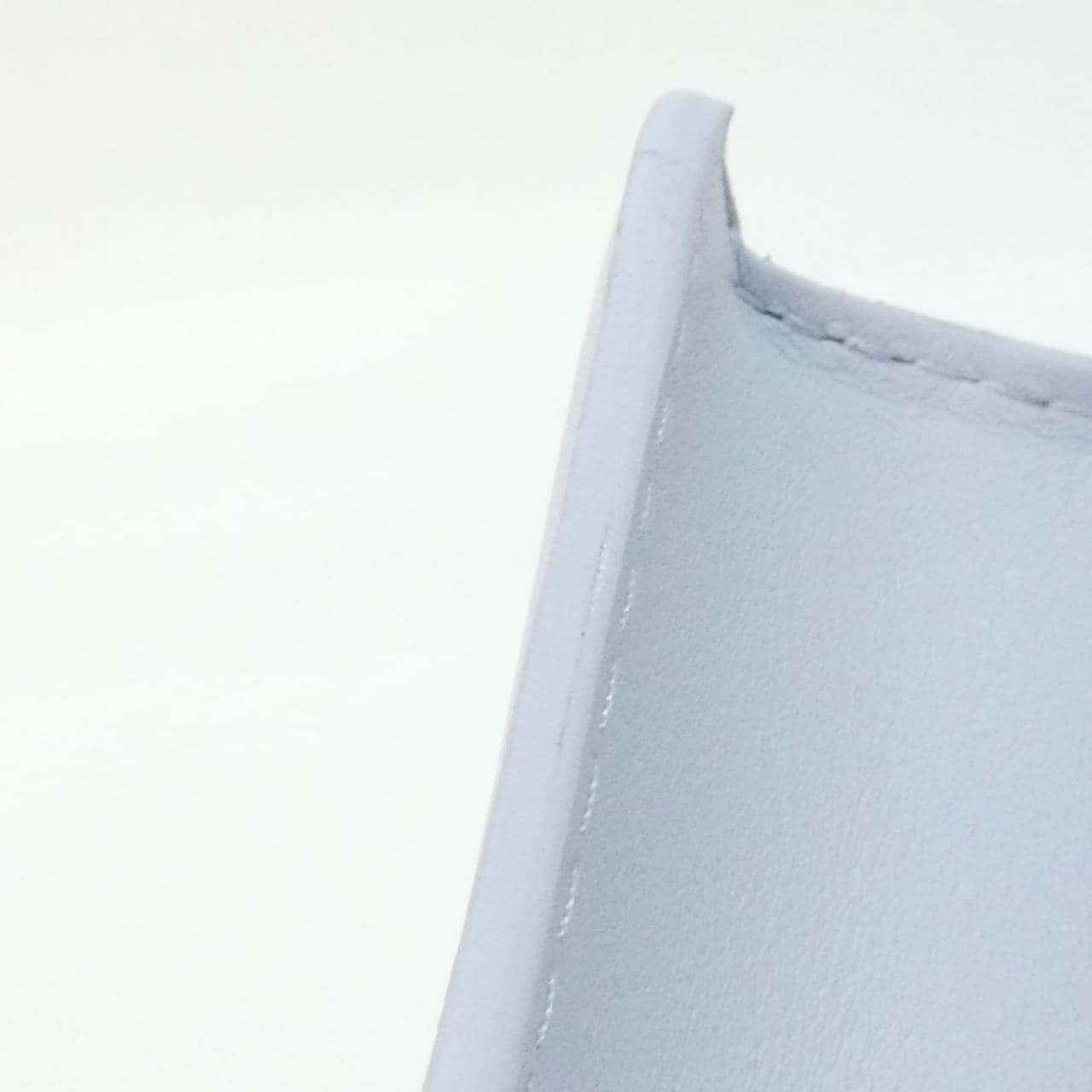 ルイヴィトン ウォレット オン チェーン LVブルーム M14547 チェーンウォレット