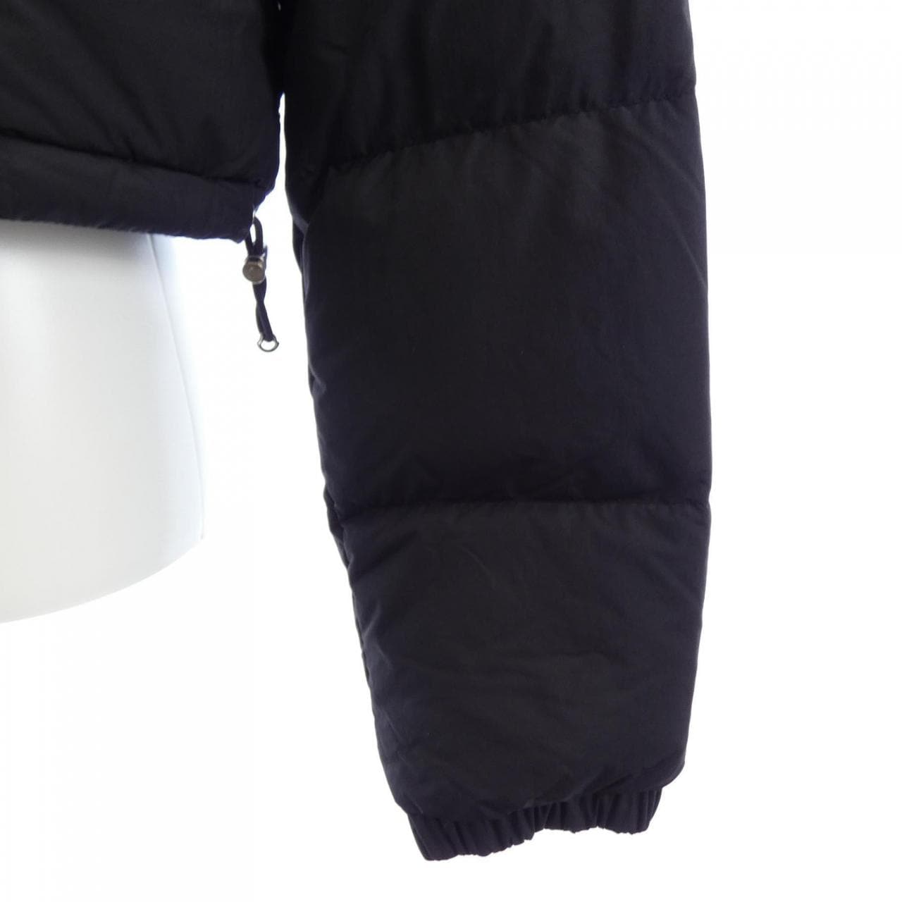 モンクレール MONCLER AVOINE ダウンジャケット