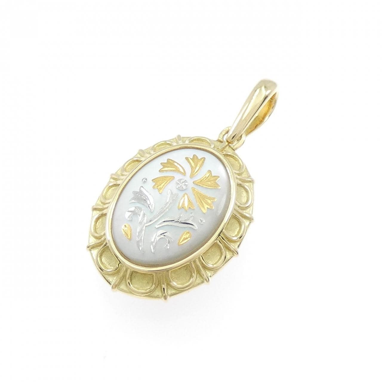 K18YG/PT マザーオブパール ペンダント