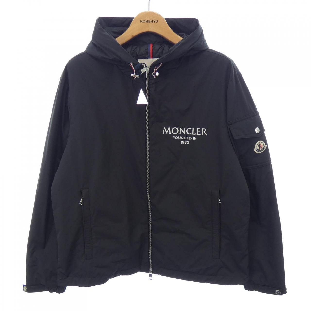 モンクレール MONCLER ダウンジャケット