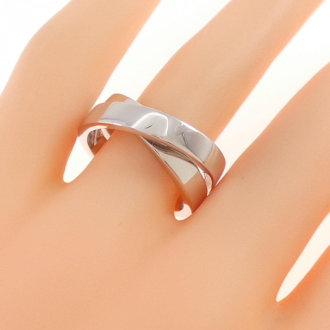 カルティエ パリ リング