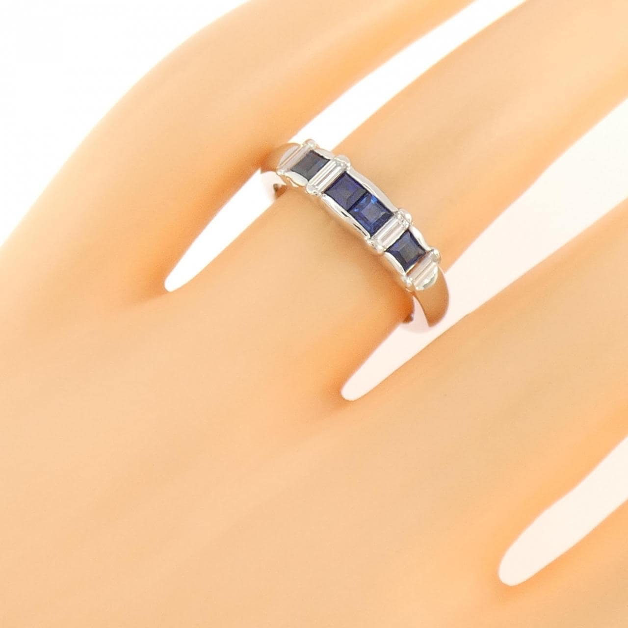 PT900 サファイヤ リング 0.59CT