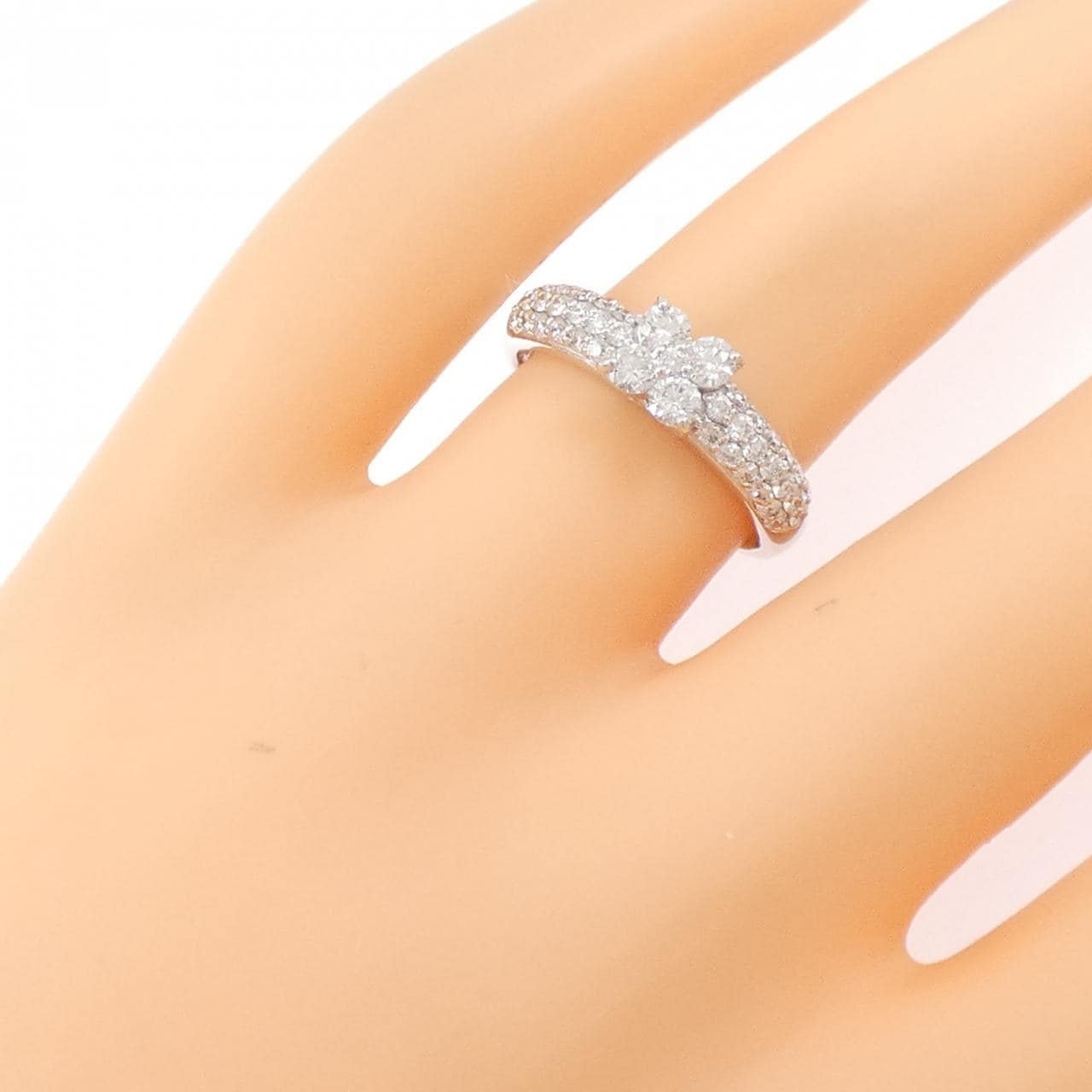 ポンテヴェキオ フラワー ダイヤモンド リング 0.70CT