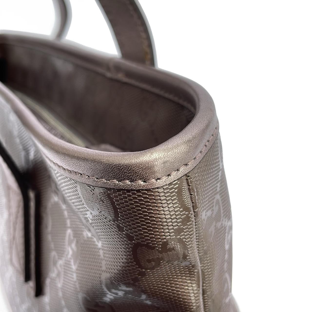 グッチ 211138 FU49N バッグ