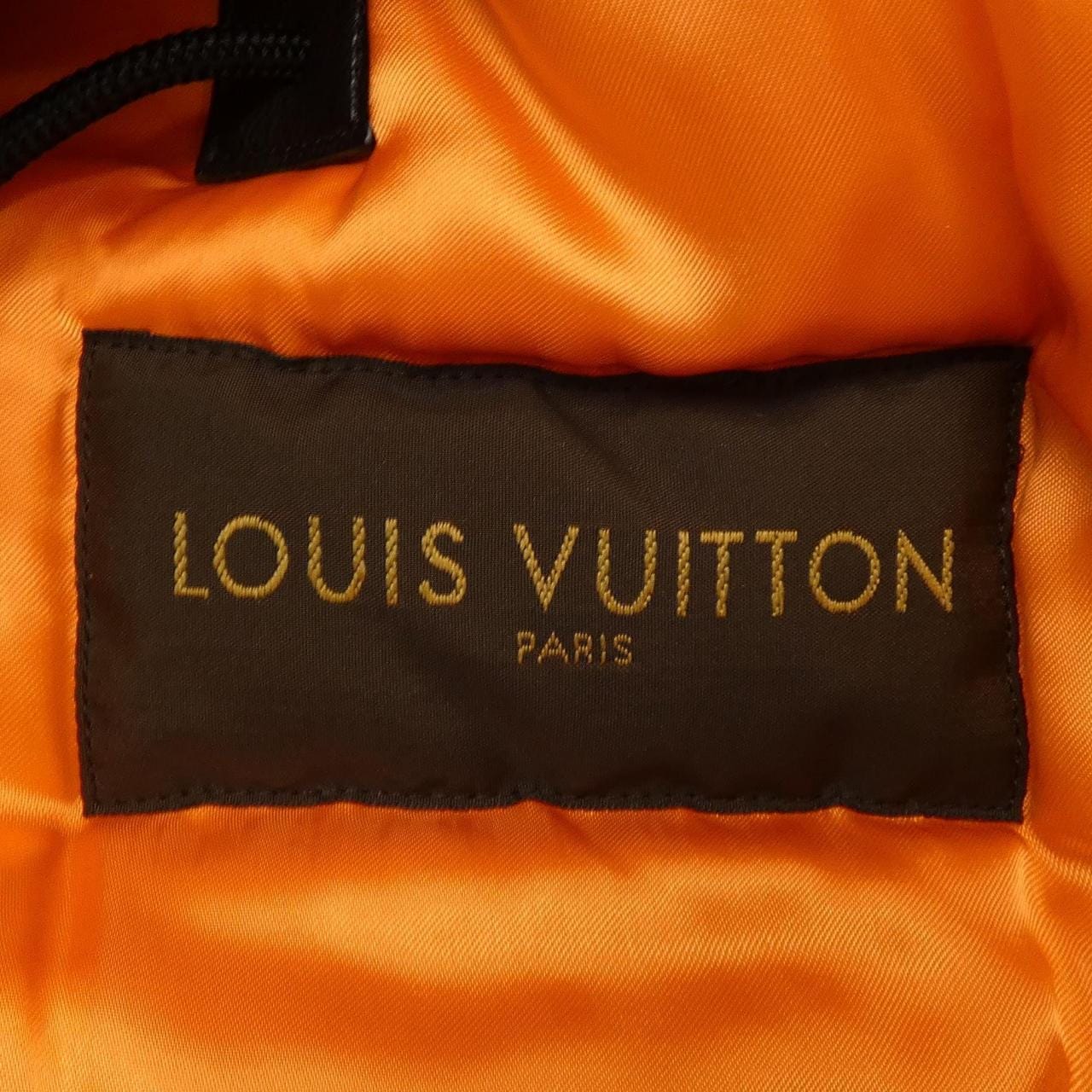 LOUIS VUITTON LOUIS VUITTON COURT