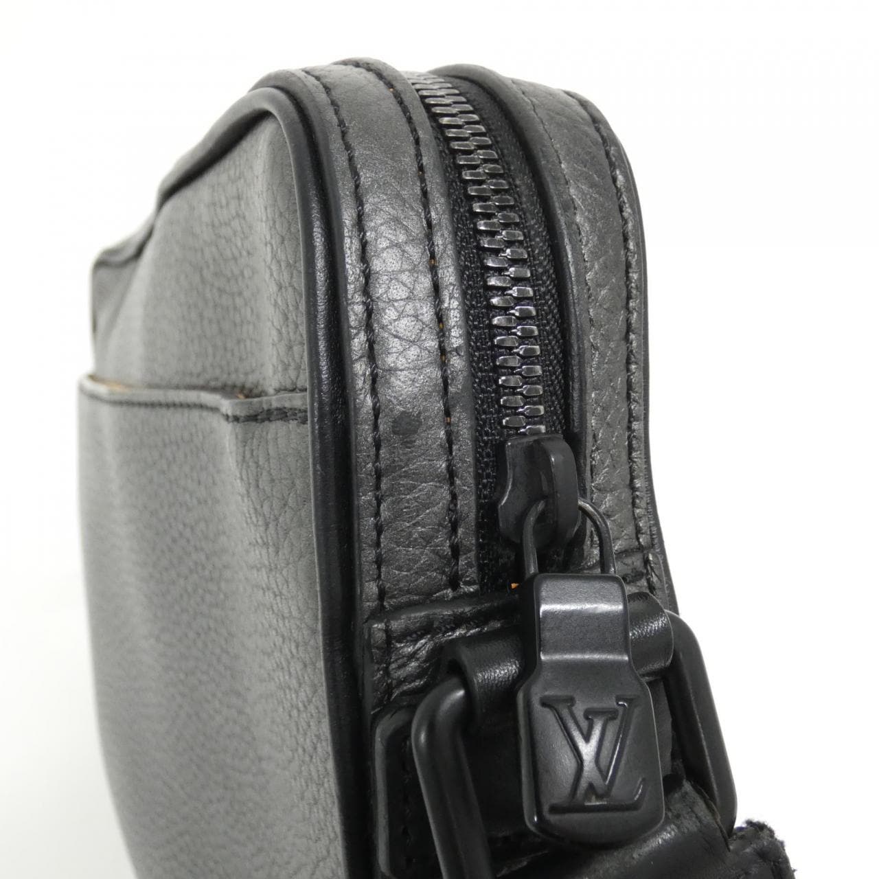LOUIS VUITTON Alpha Messenger M52767 Shoulder Bag
