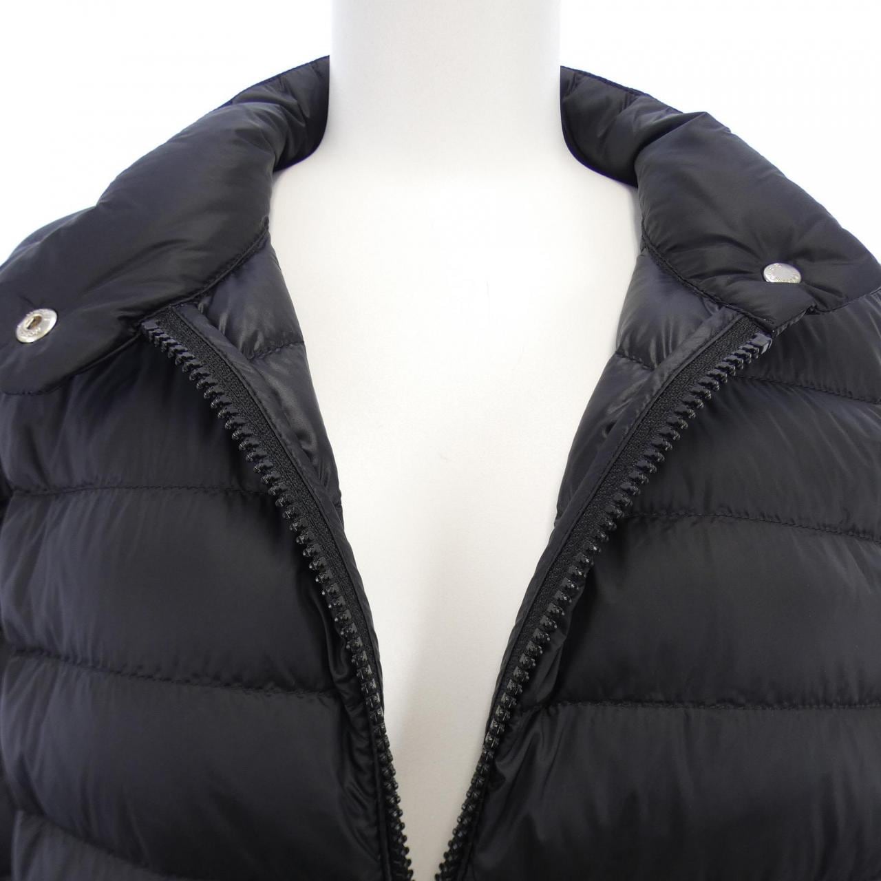 【新品】モンクレール MONCLER ダウンジャケット