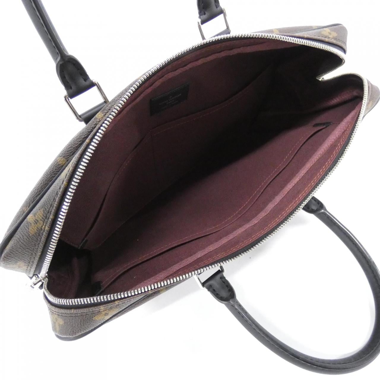 ルイヴィトン モノグラム マカサー ポルト ドキュマン ヴォワヤージュ PM M52005 バッグ