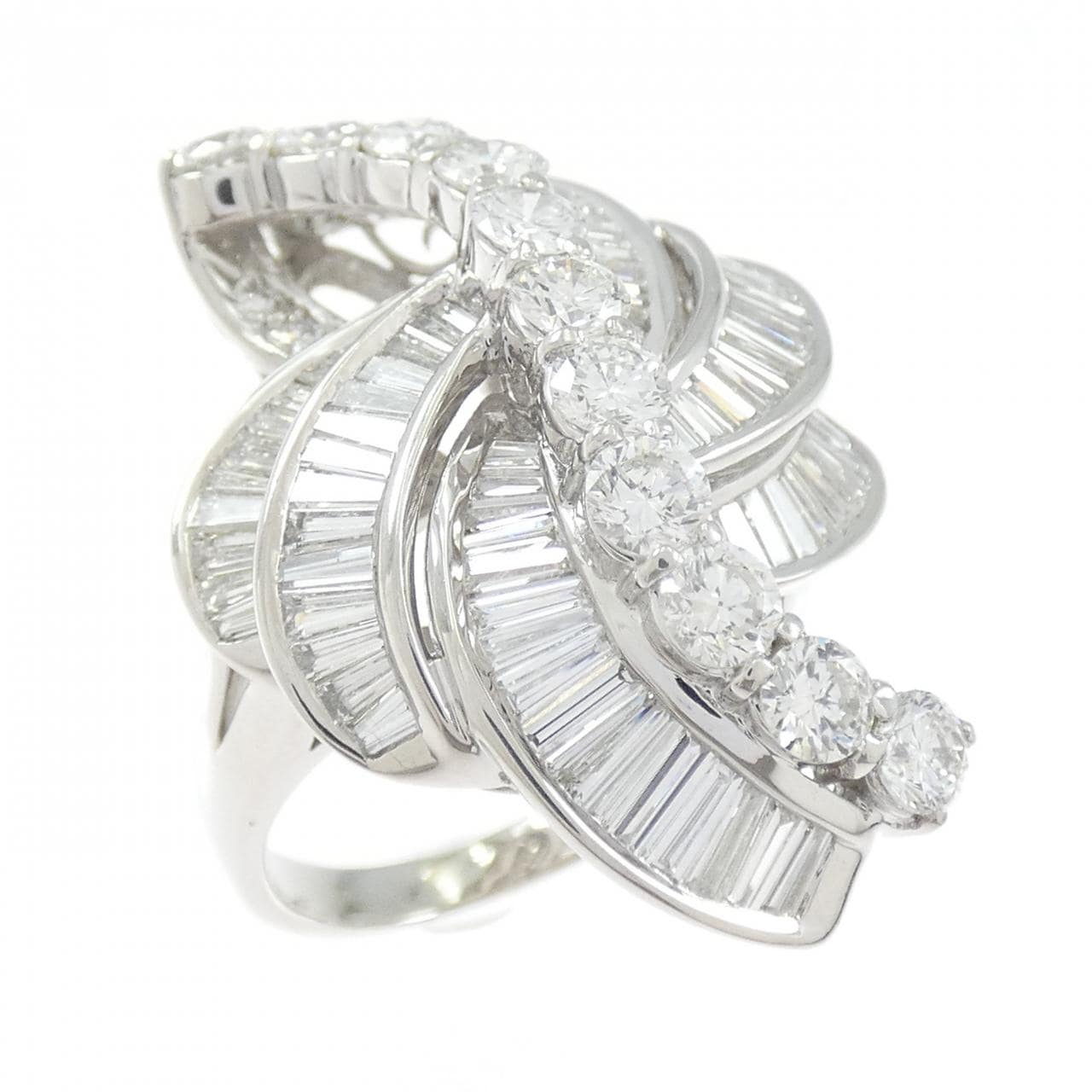 PT900 ダイヤモンド リング 2.76CT