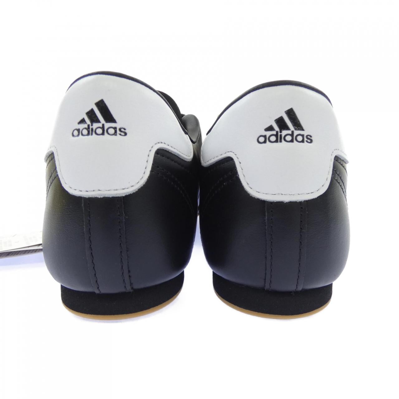 アディダス ADIDAS JQ4775 スニーカー