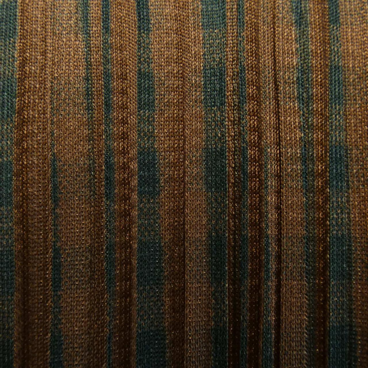 プリーツプリーズ PLEATS PLEASE トップス