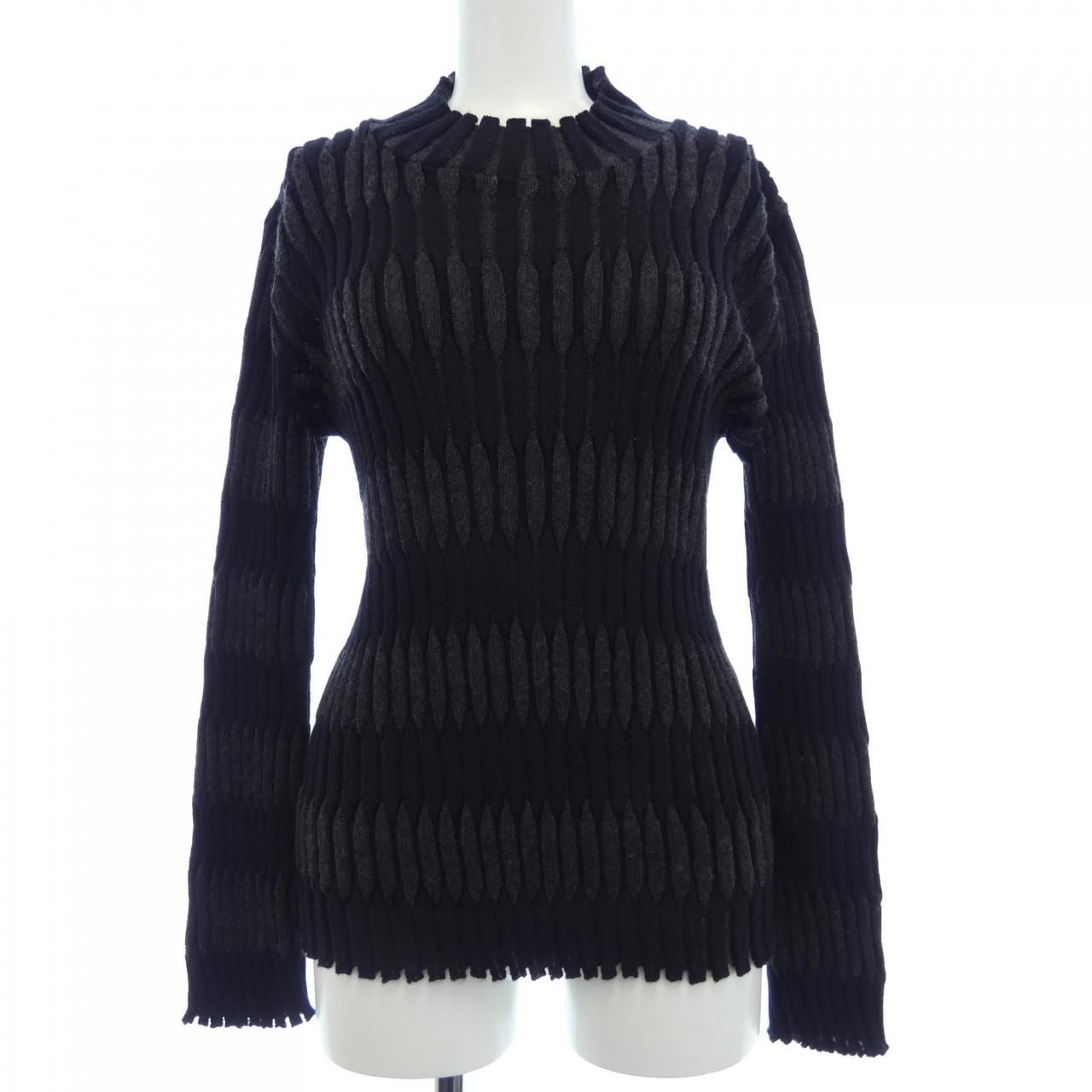 イッセイミヤケ ISSEY MIYAKE ニット