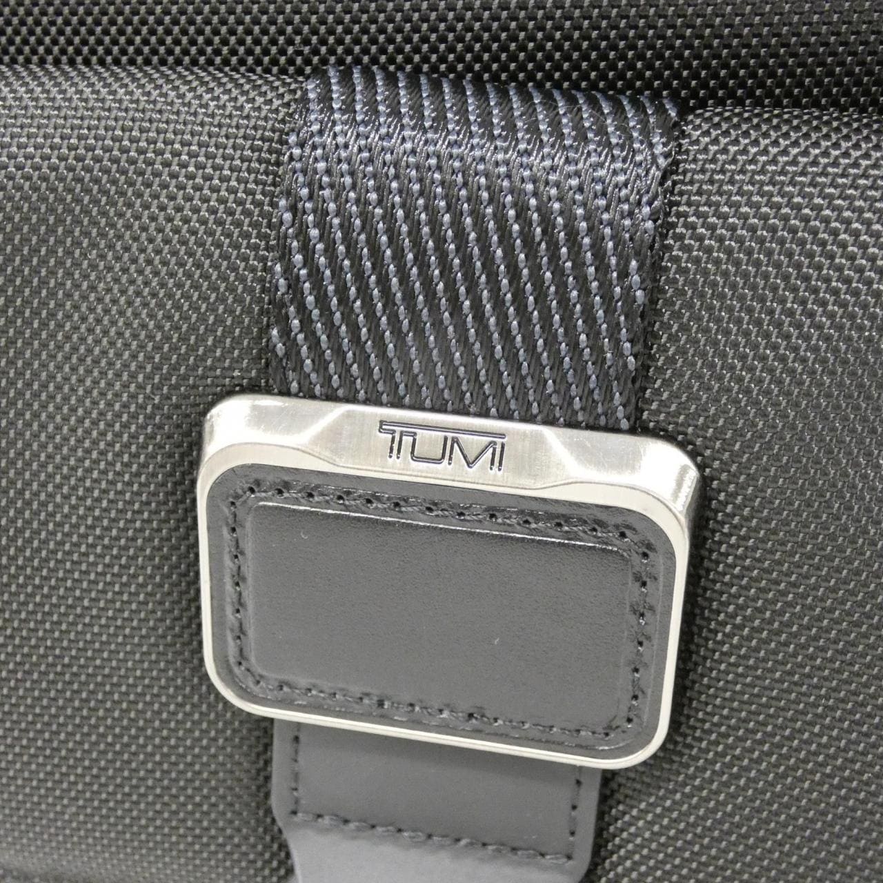 【新品】トゥミ ALPHA BRAVO JUNIOR CROSSBODY 1424841041 ショルダーバッグ