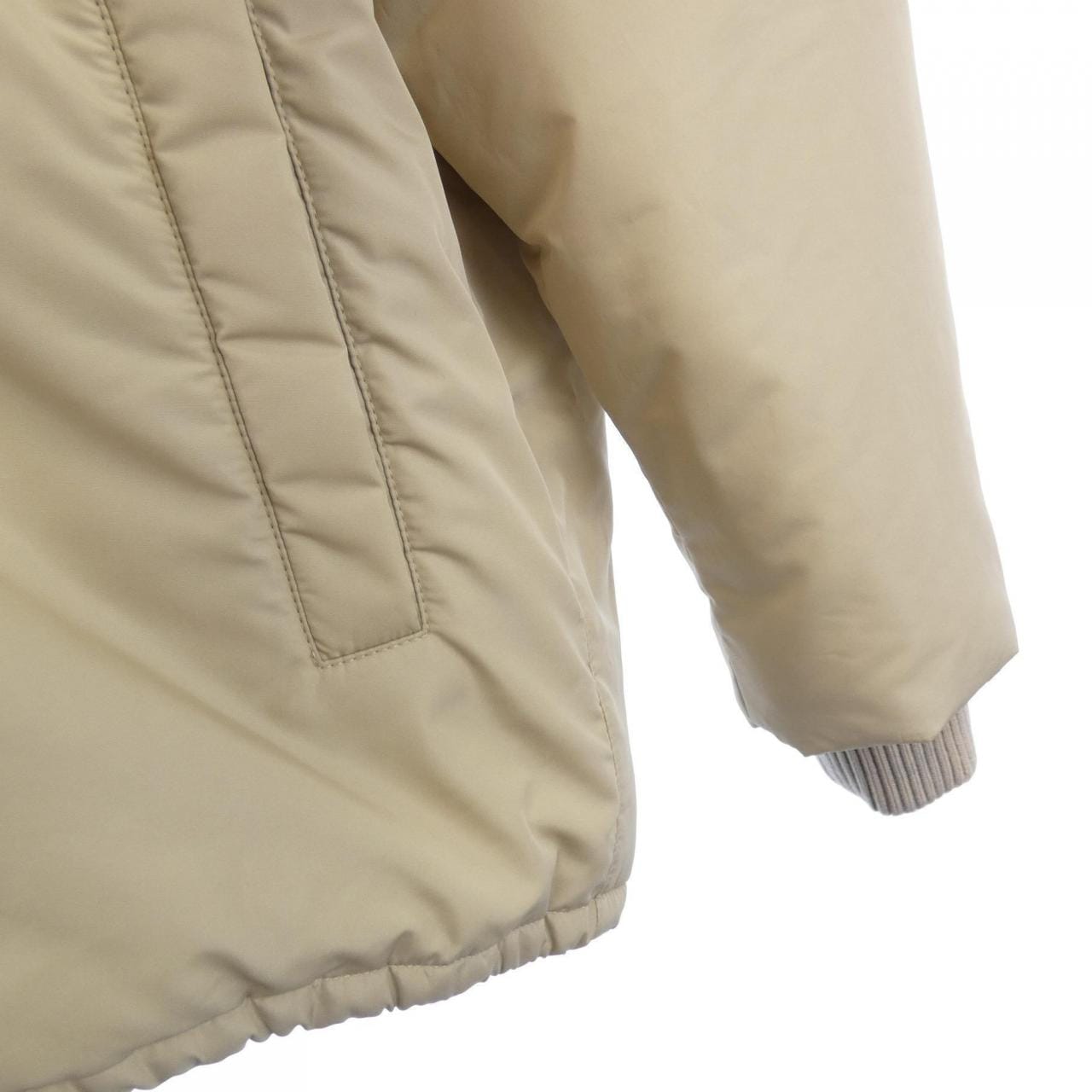 ミュウミュウ MIU MIU ML1080 SOOO 13FM ダウンジャケット