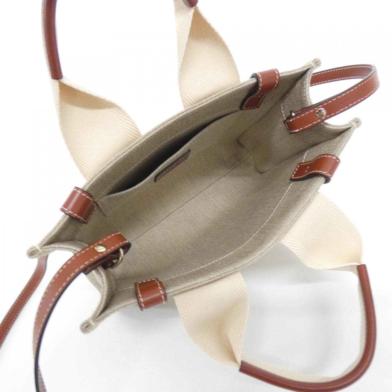 【新品】クロエ ウッディ スモール トート CHC22AS397 I26 バッグ