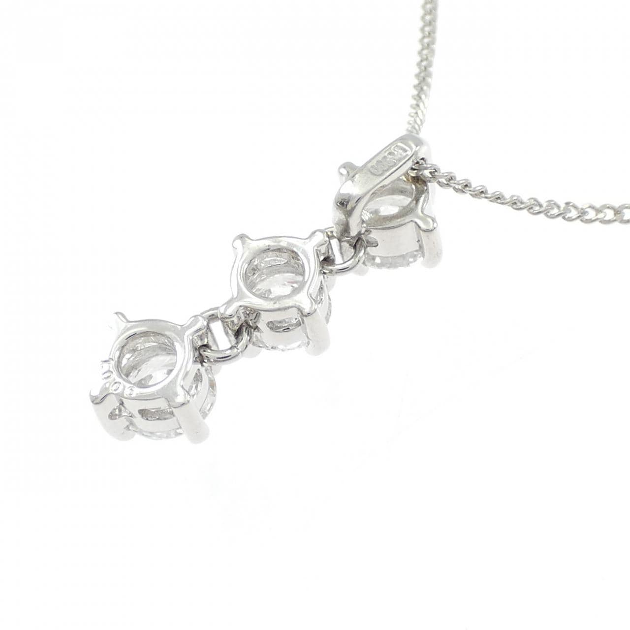 PT900/PT850 スリーストーン ダイヤモンド ネックレス 1.006CT