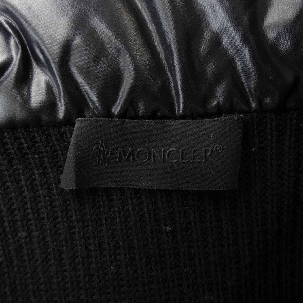 モンクレール MONCLER ダウンジャケット