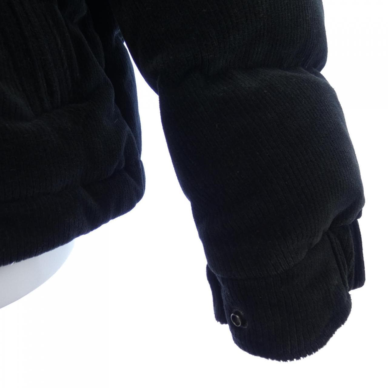 モンクレール MONCLER ダウンジャケット