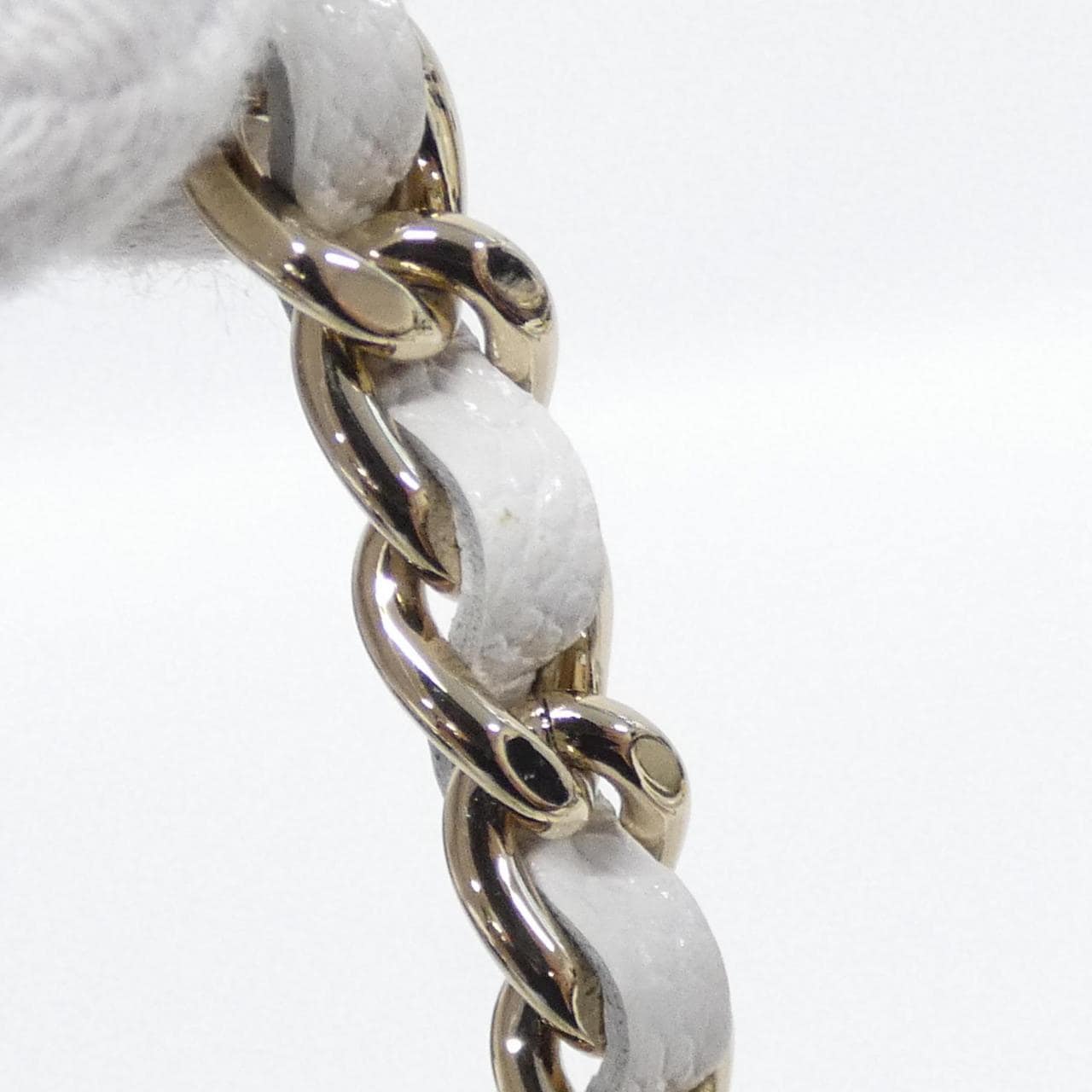 シャネル タイムレスクラシック ライン AP4000 チェーンクラッチ