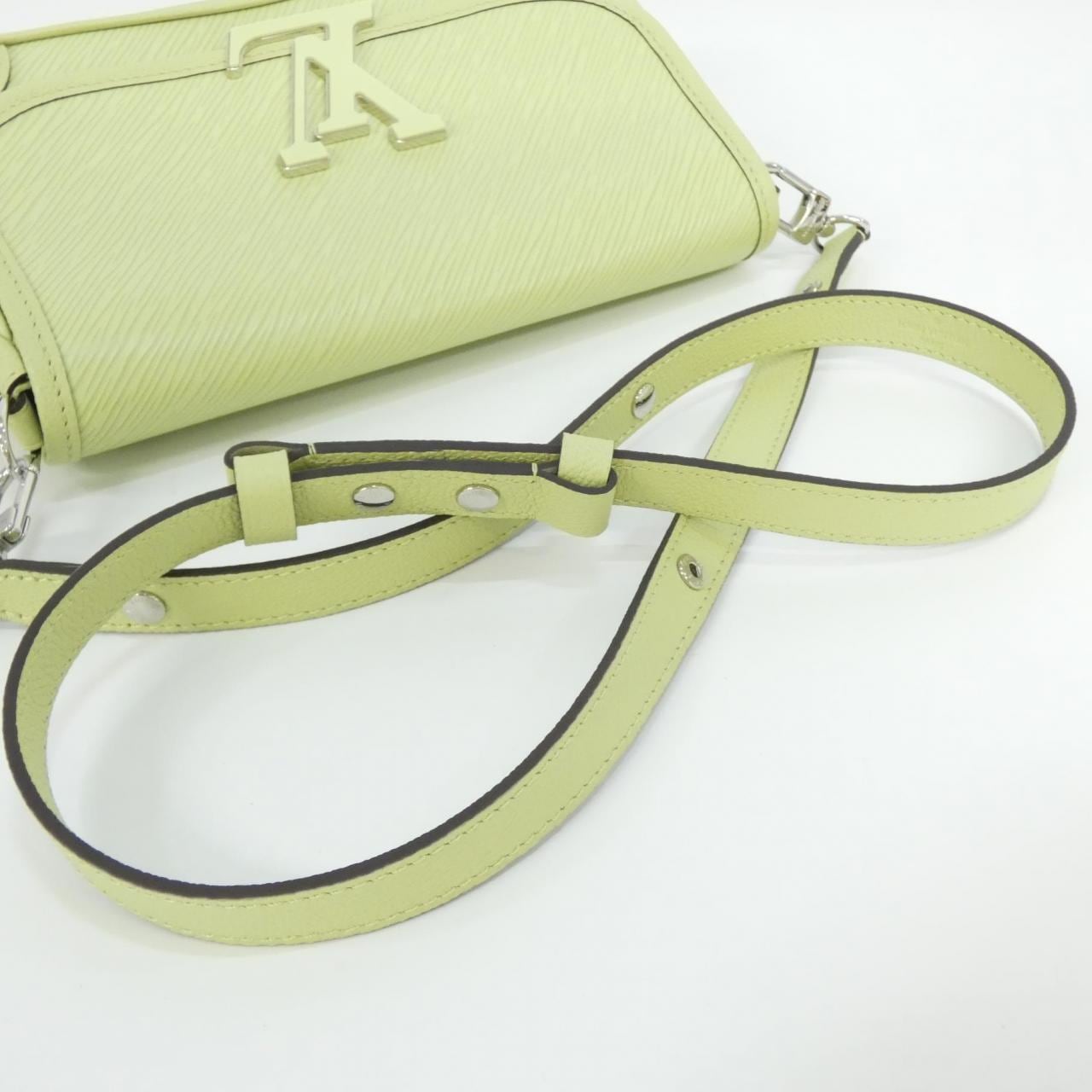 ルイヴィトン エピ ビュシ M22960 ショルダーバッグ