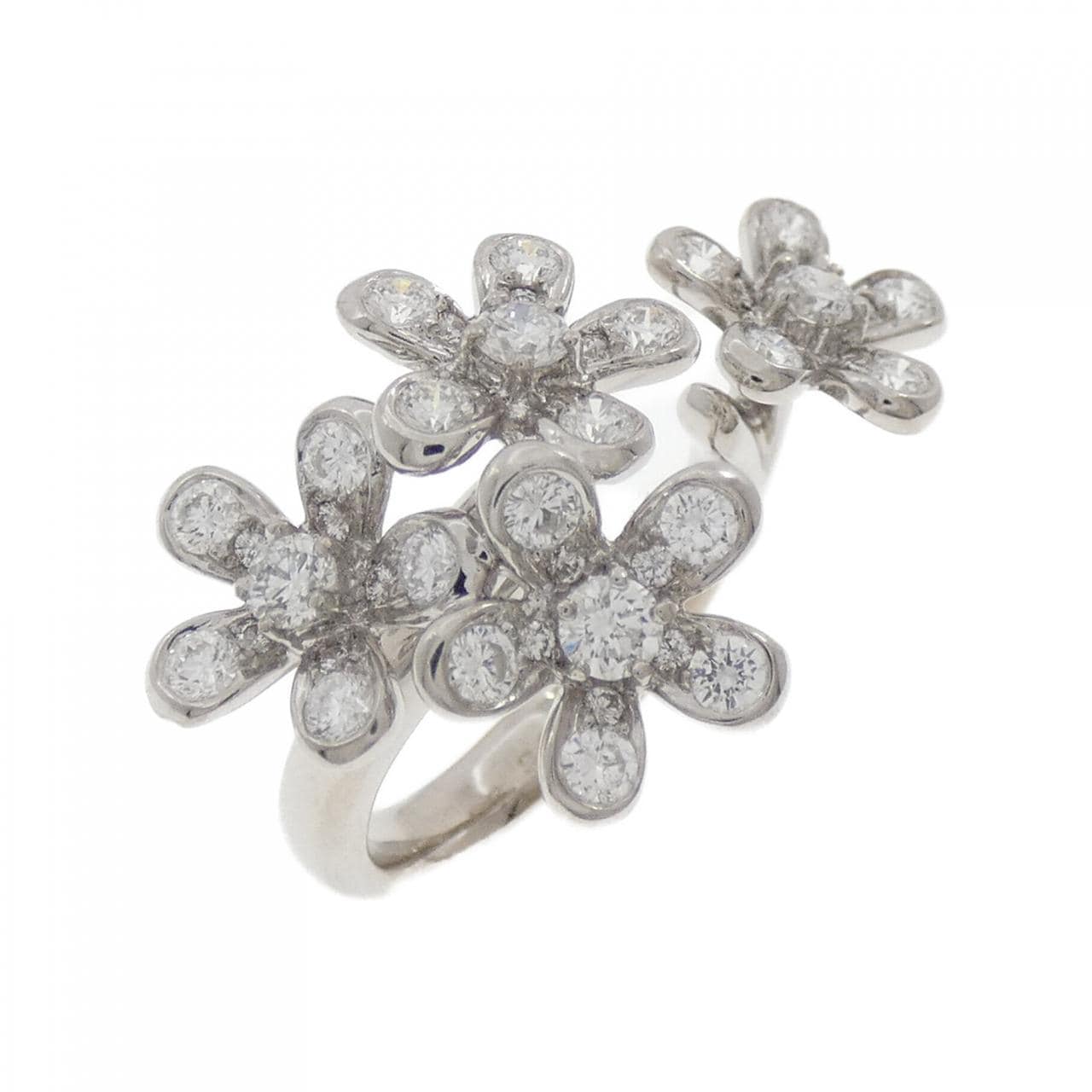 K18WG フラワー ダイヤモンド リング 1.11CT