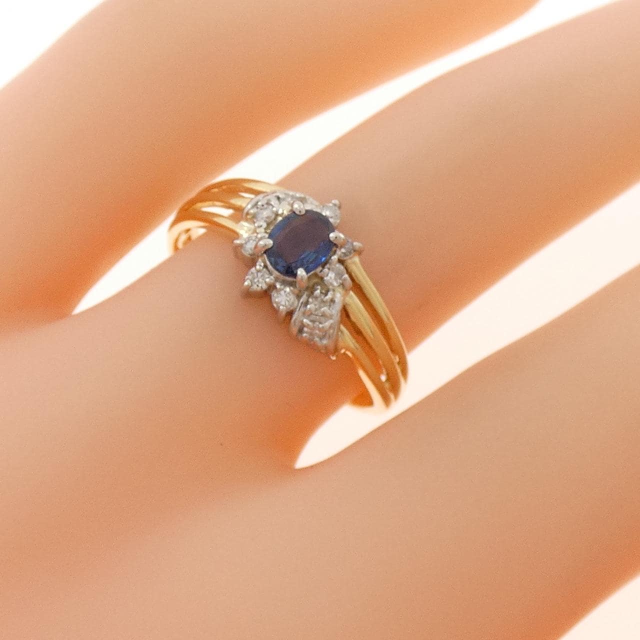 K18YG/PT850 サファイヤ リング 0.24CT