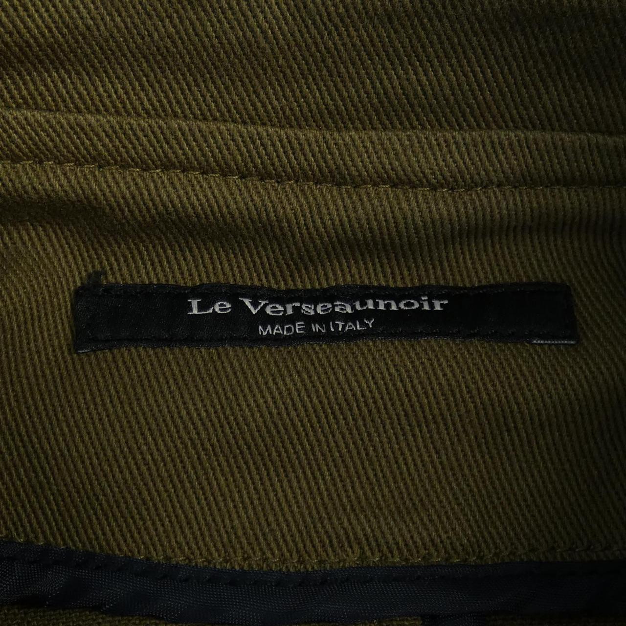 ルベルソーノアール Le Verseau noir ジャケット