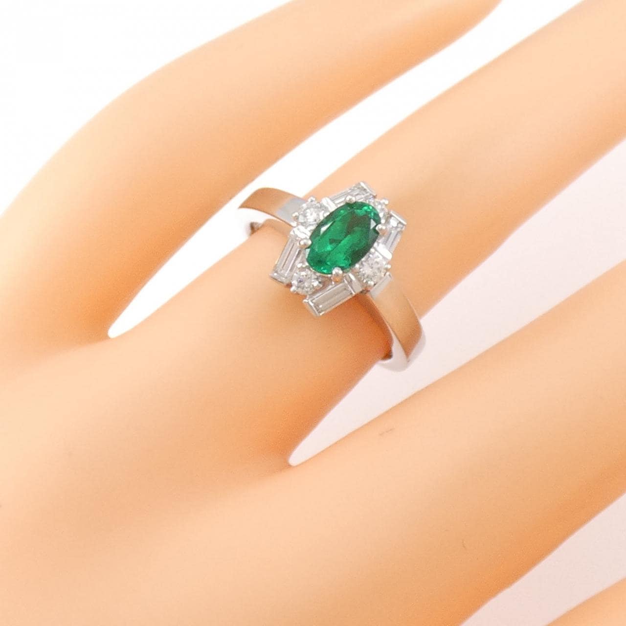 PT900 エメラルド リング 0.55CT