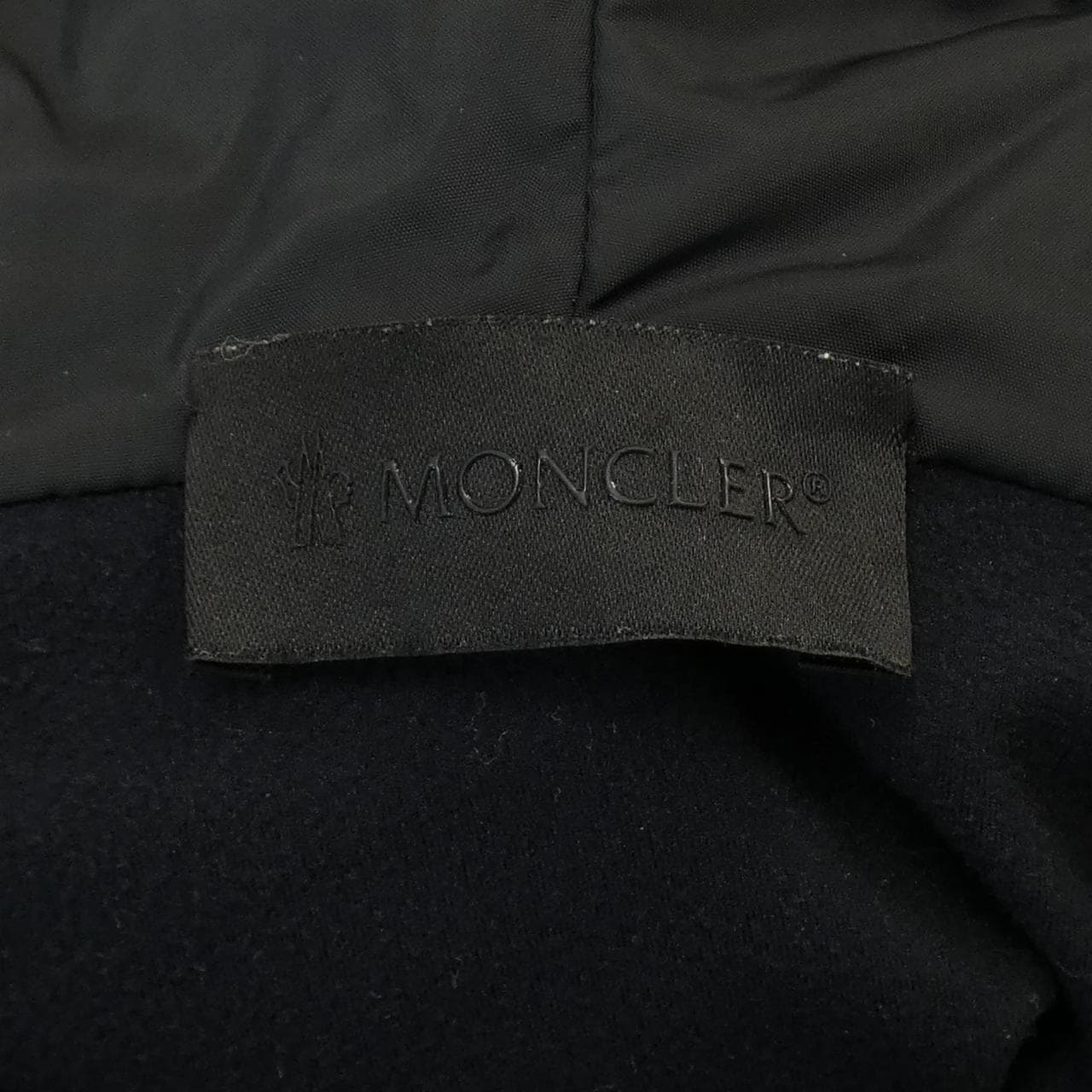 MONCLER蒙克勒·布盧森