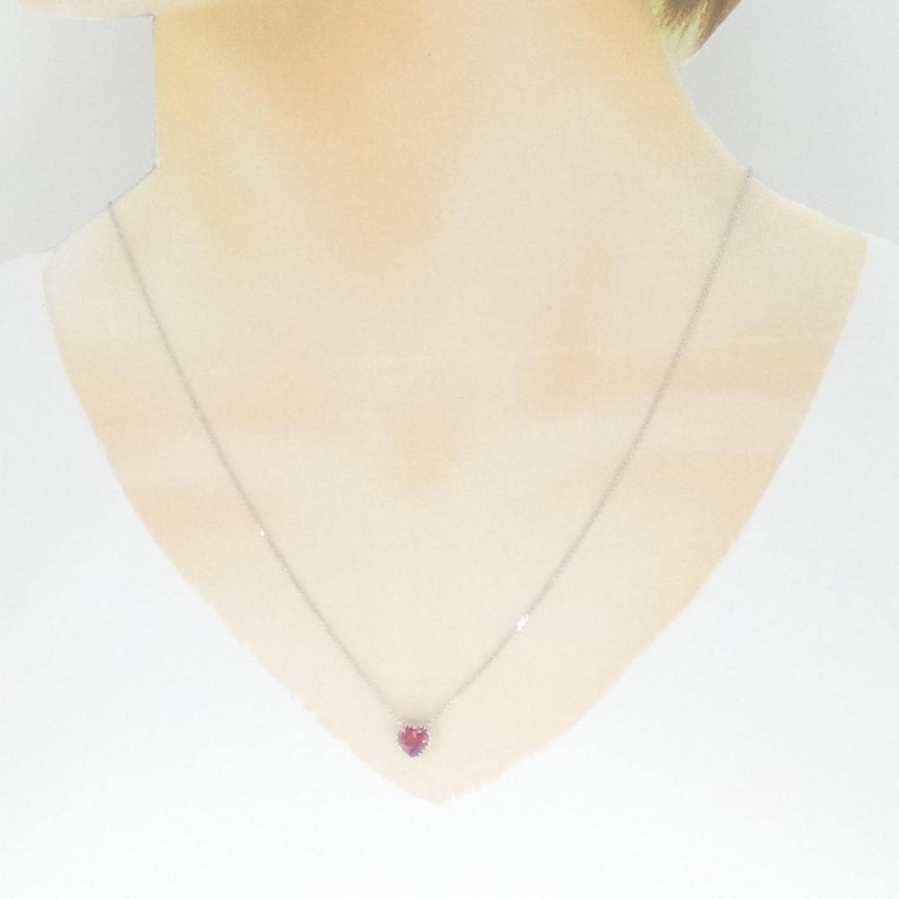 K18WG heart Tourmaline necklace 0.75CT