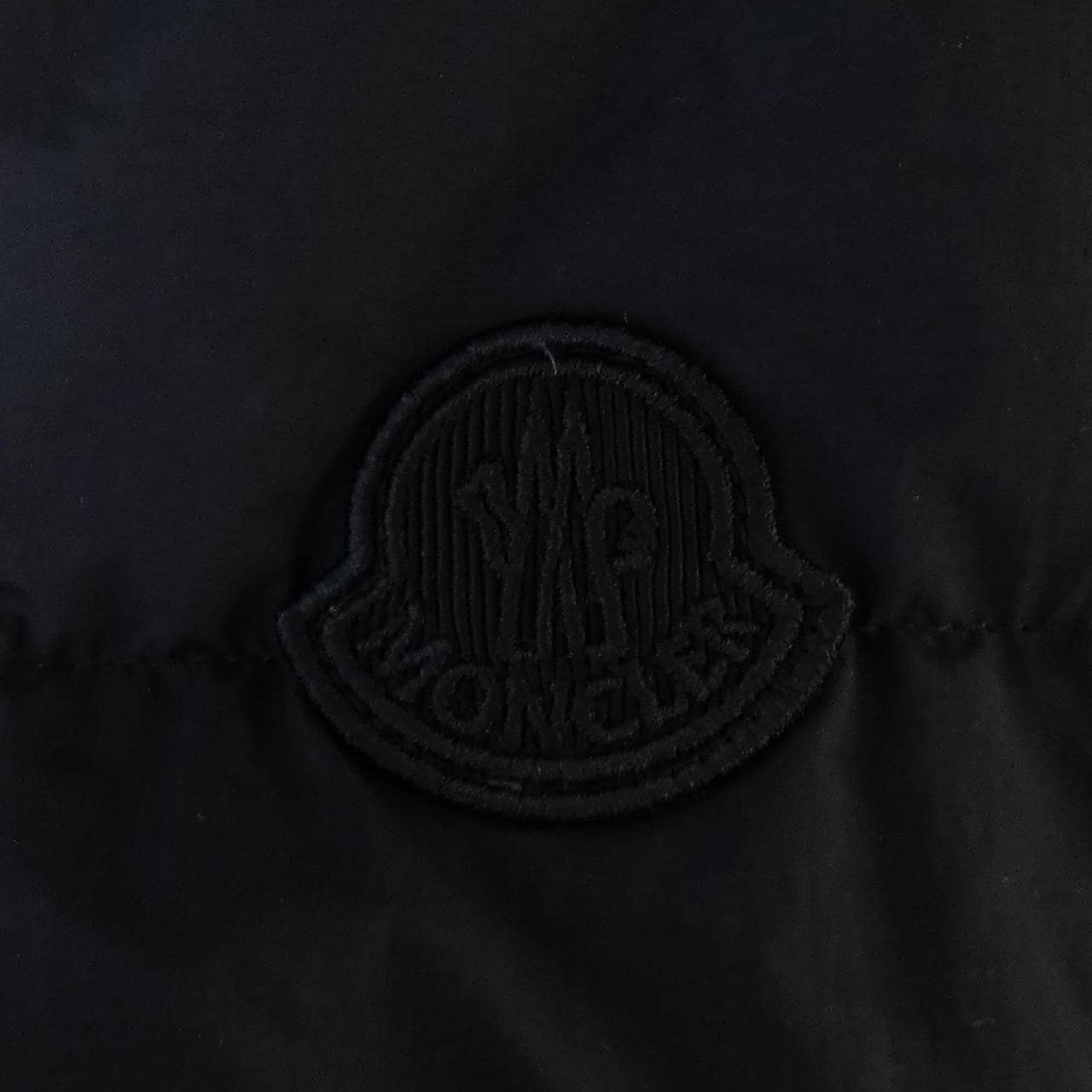 モンクレール MONCLER ESTELAT ダウンジャケット