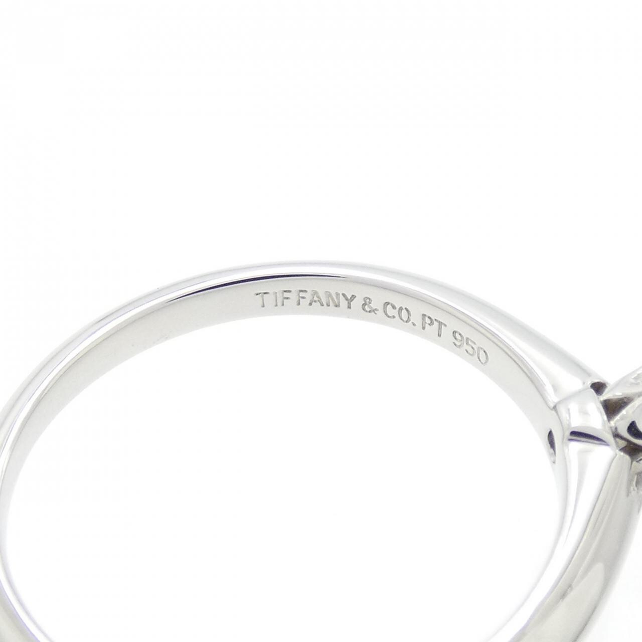 TIFFANY Classic Solitaire Ring 0.36CT E VS1
