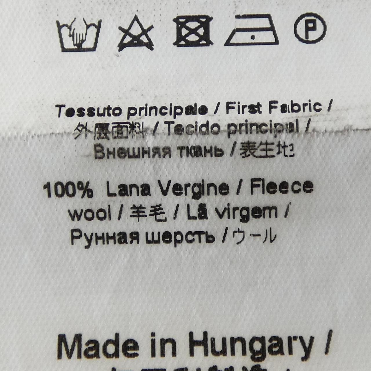 ヌメロヴェントゥーノ N°21 ニット