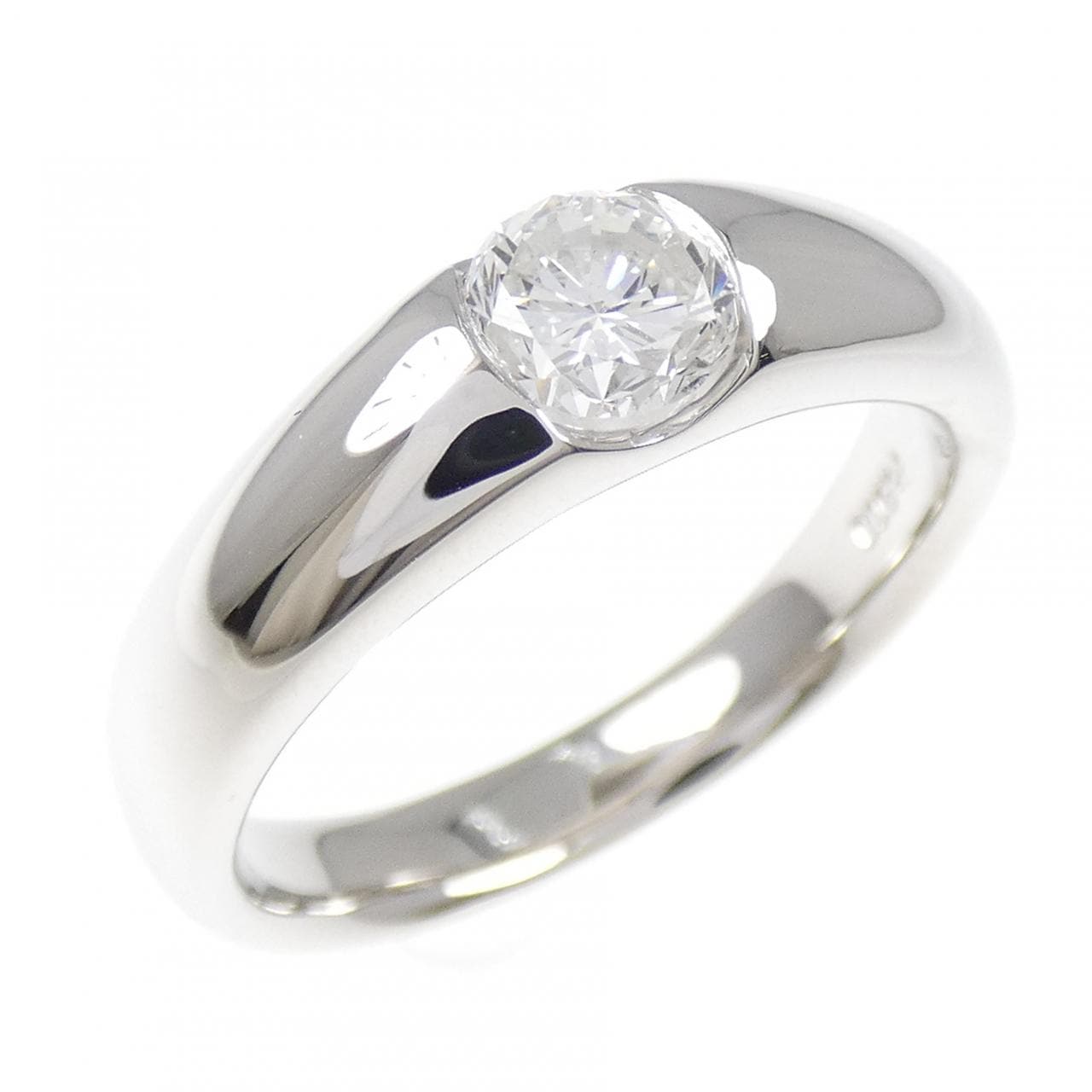 PT900 ダイヤモンド リング 0.70CT