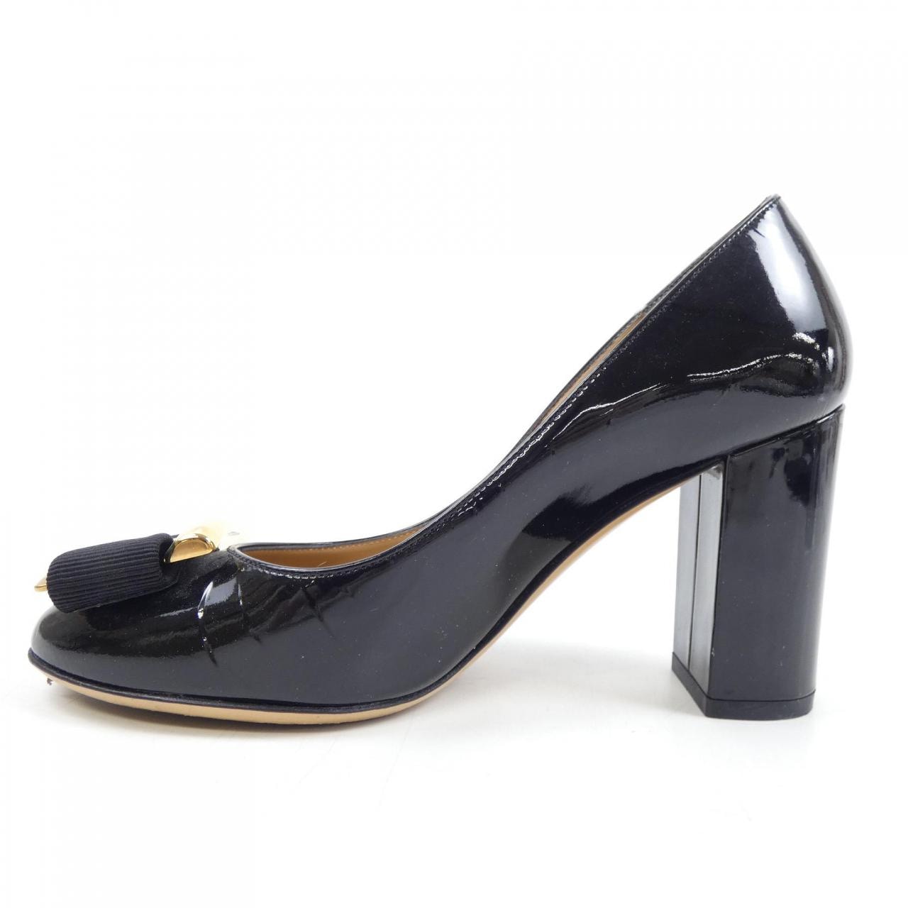 サルヴァトーレフェラガモ SALVATORE FERRAGAMO パンプス