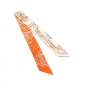 【未使用品】エルメス BRIDES DE GALA EN FLEURS ツイリー 064220S スカーフ