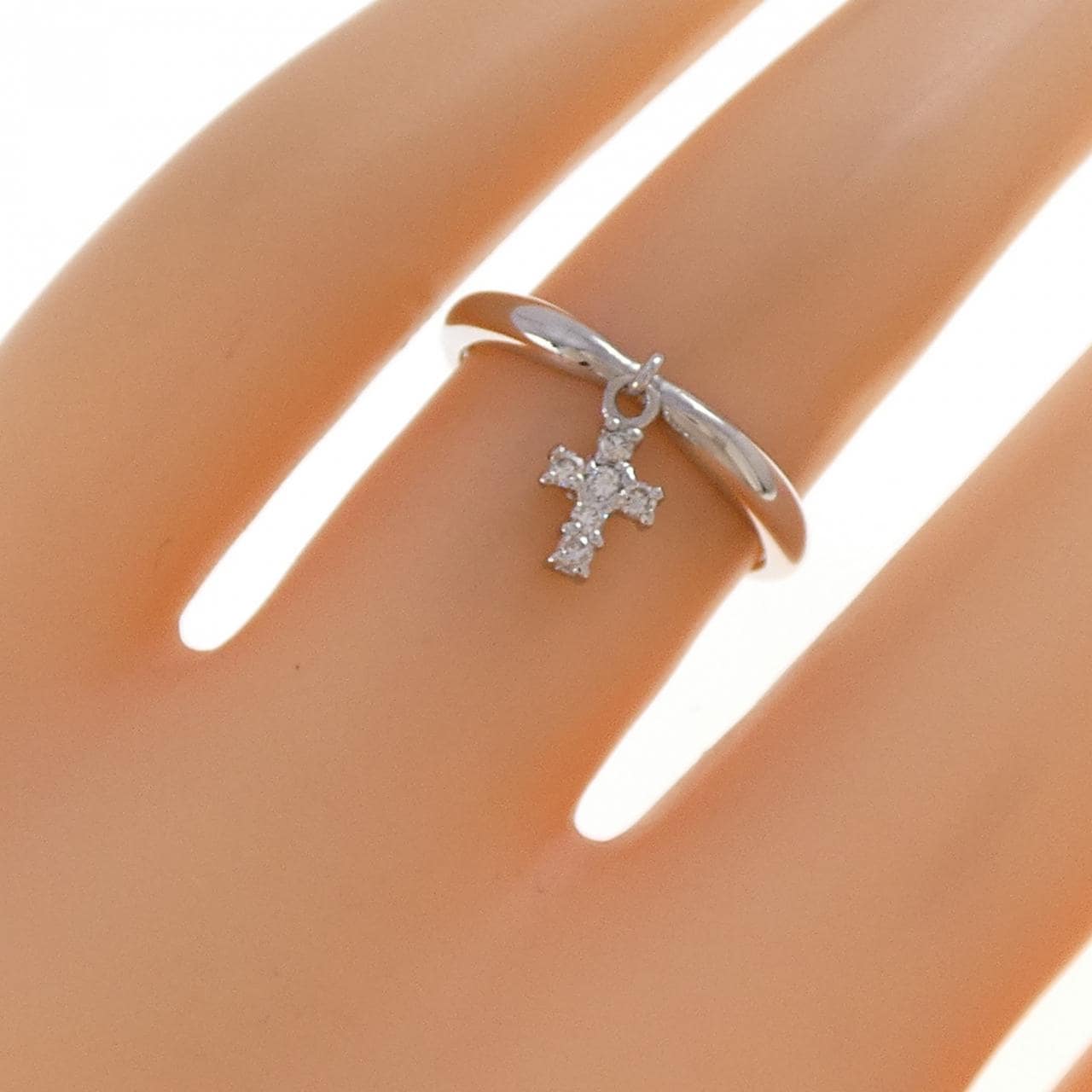 PT900 クロス ダイヤモンド リング 0.08CT