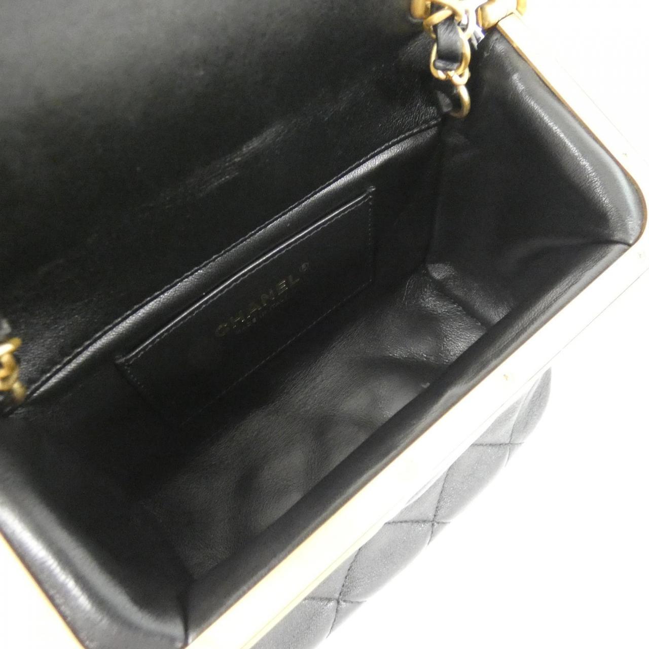 CHANEL AS3732 单肩包