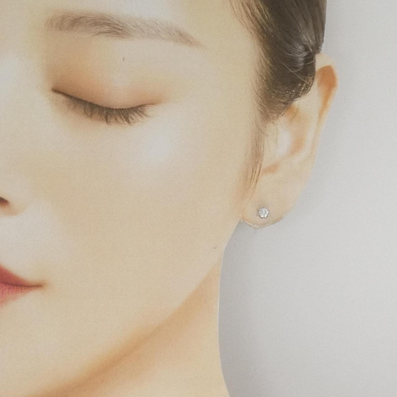 PT900 ダイヤモンド ピアス 0.30CT