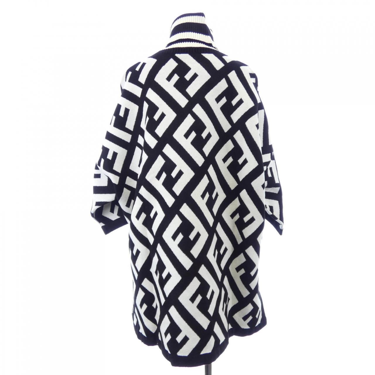 フェンディ FENDI FFモチーフ FZY639 A3PU ニット