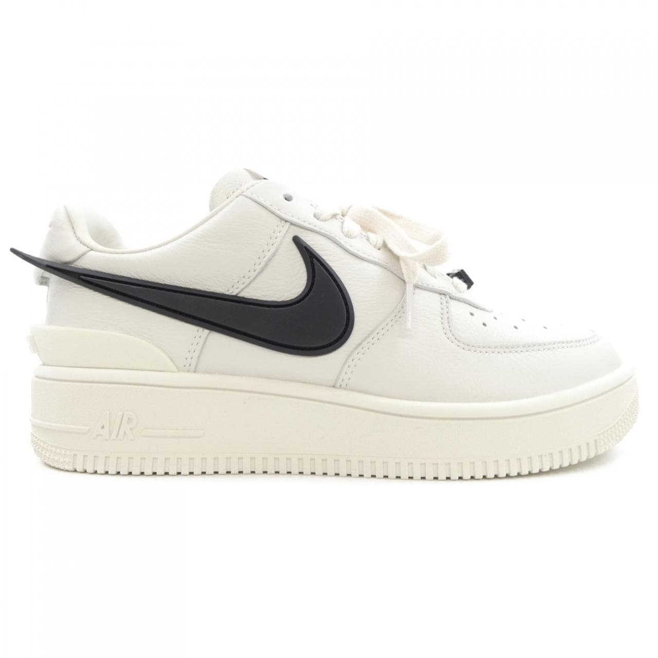 耐克NIKE运动鞋