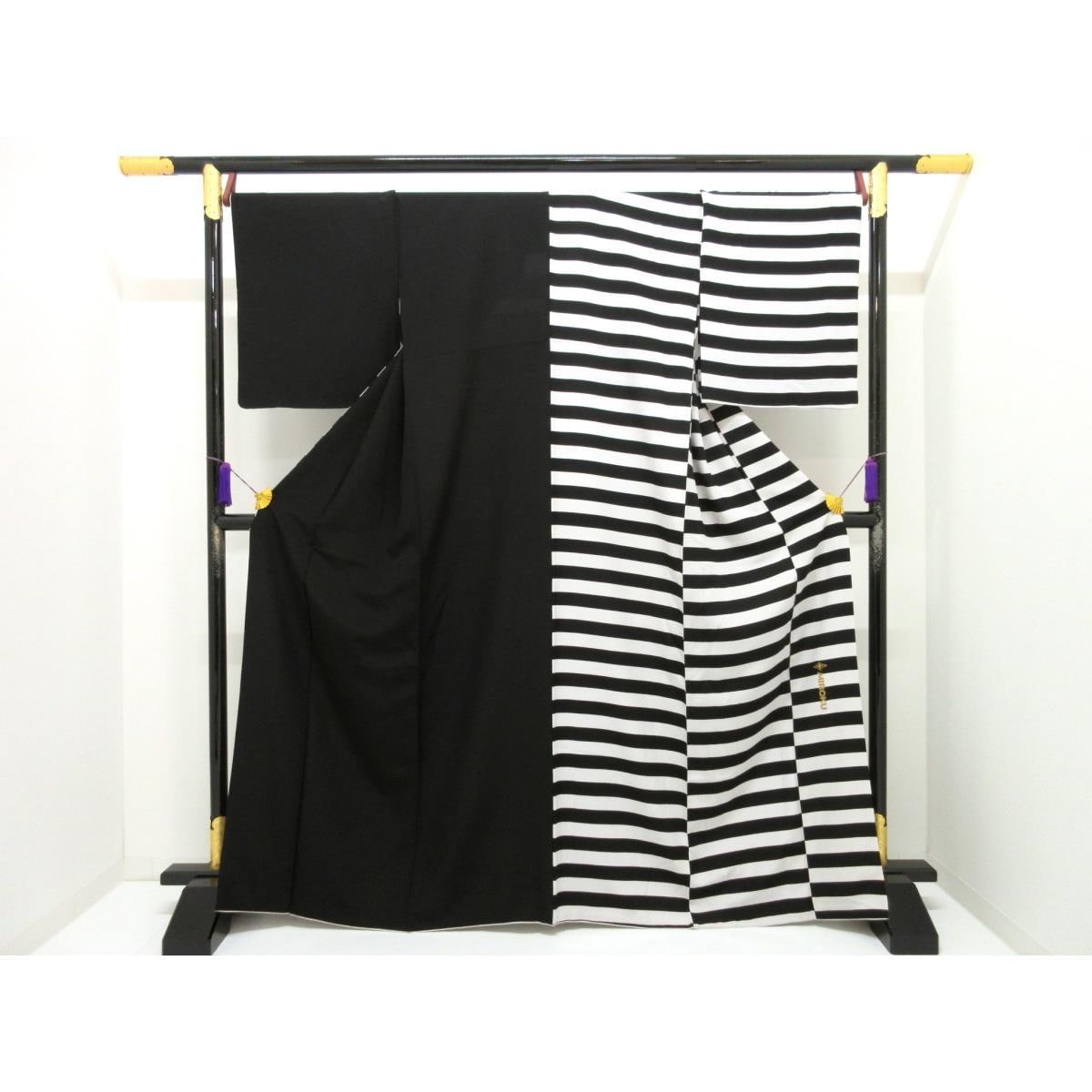 小紋　ＭＩＲＯＫＵ　胴抜き仕立て　身幅Ｌ寸