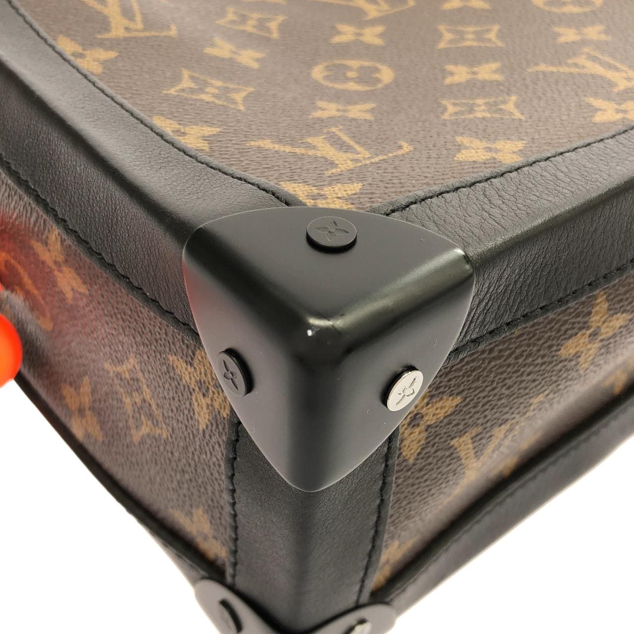 ルイヴィトン モノグラム ソーラーレイ ソフトトランク M44427 ショルダーバッグ