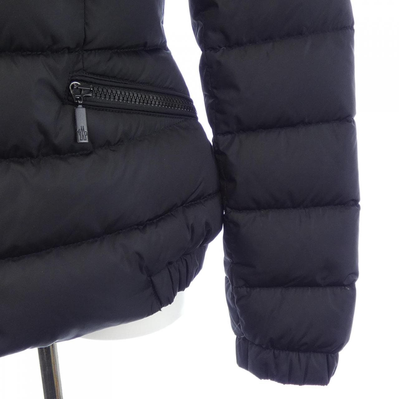 モンクレール MONCLER SABY ダウンジャケット