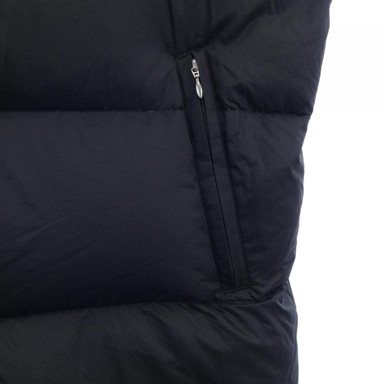 コモリ COMOLI ダウンベスト