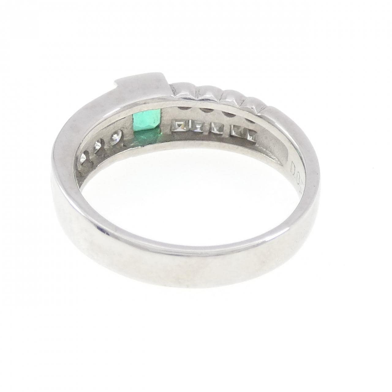 PT900 エメラルド リング 0.49CT